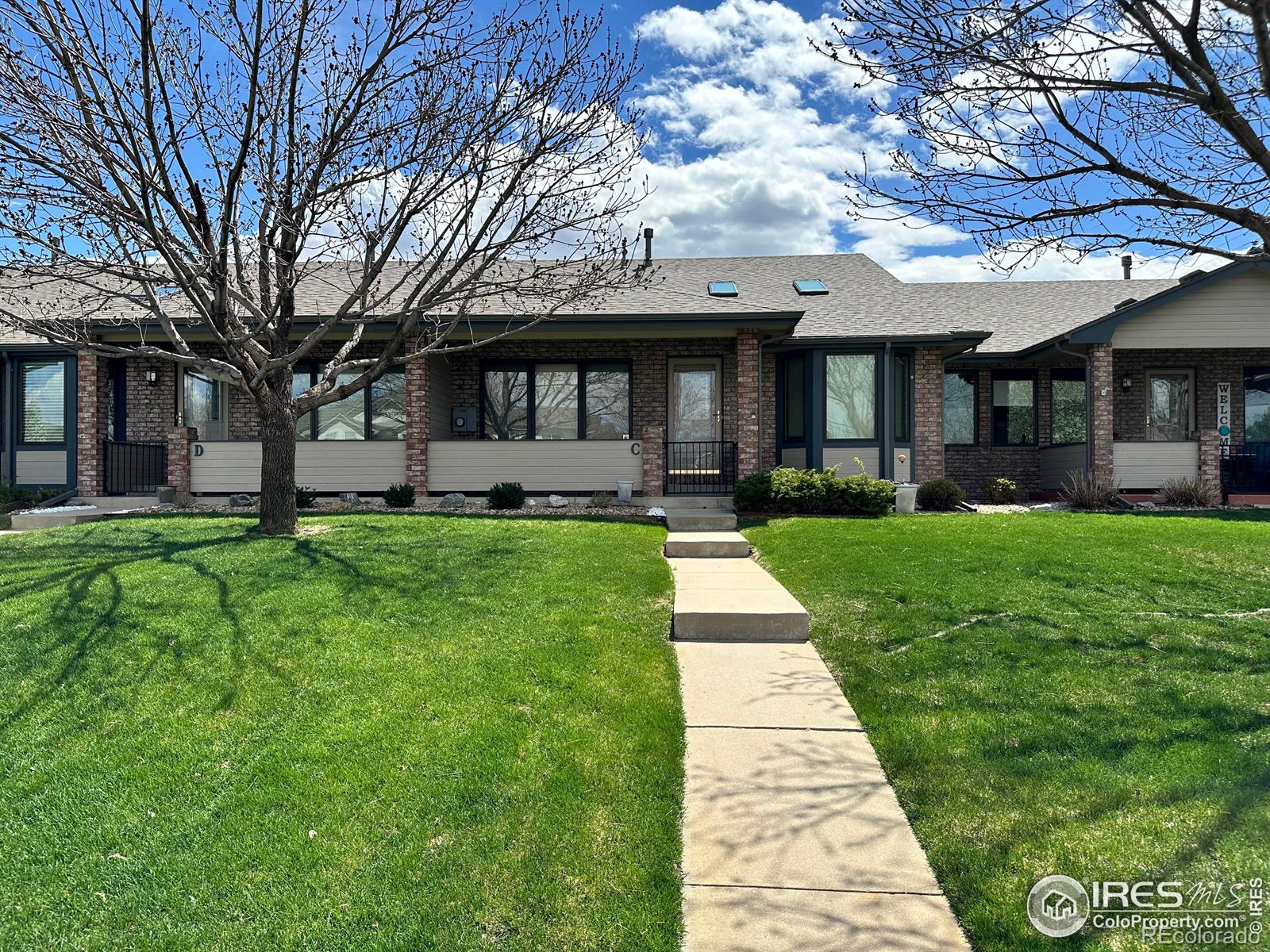 4652 W 21st St Rd, greeley MLS: 4567891008770 Beds: 4 Baths: 3 Price: $435,000
