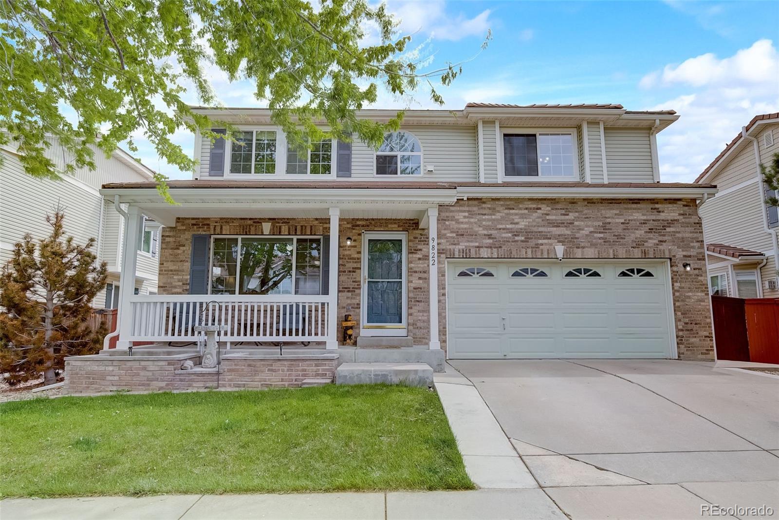 9822  Chambers Drive, commerce city MLS: 3175649 Beds: 5 Baths: 3 Price: $599,000
