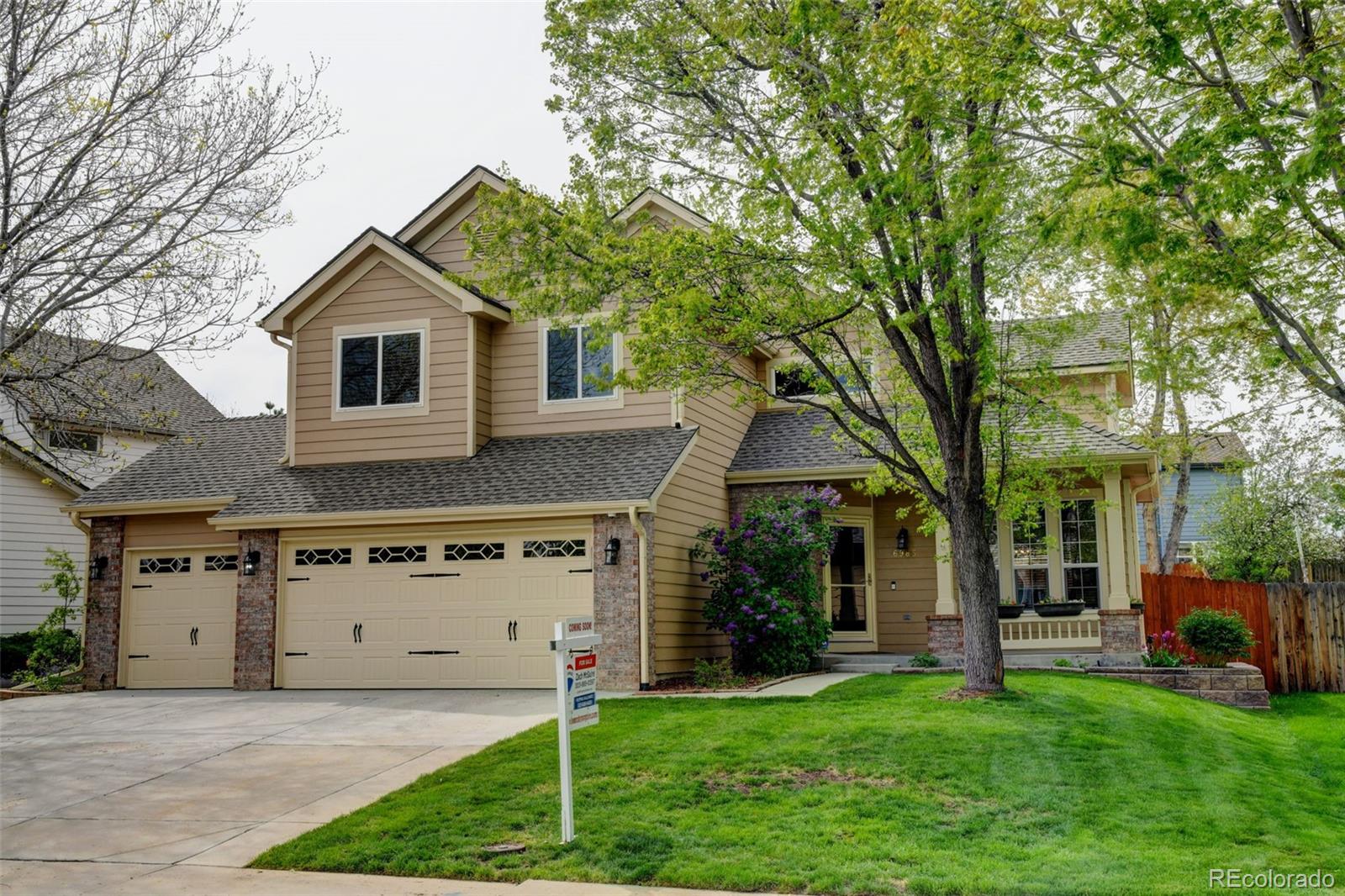 6985  Nile Court, arvada MLS: 2262972 Beds: 4 Baths: 3 Price: $855,000