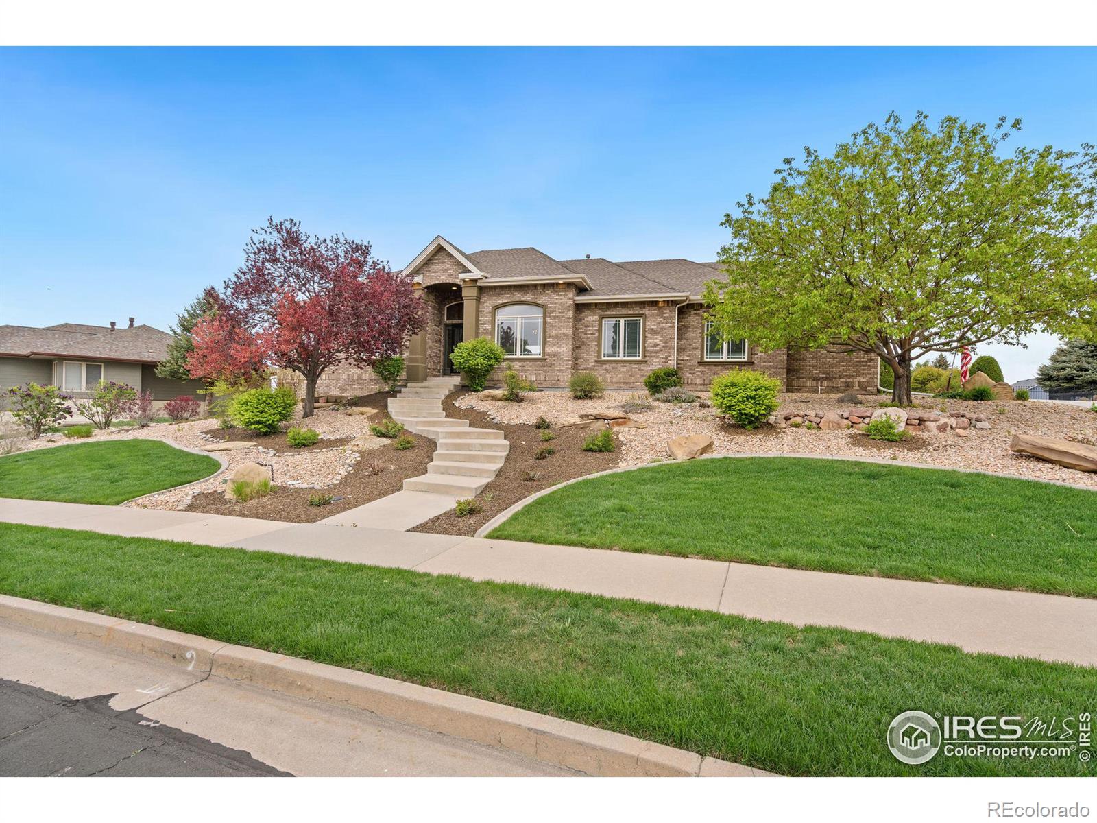 642  54th Ave Ct, greeley MLS: 4567891009259 Beds: 6 Baths: 4 Price: $785,000