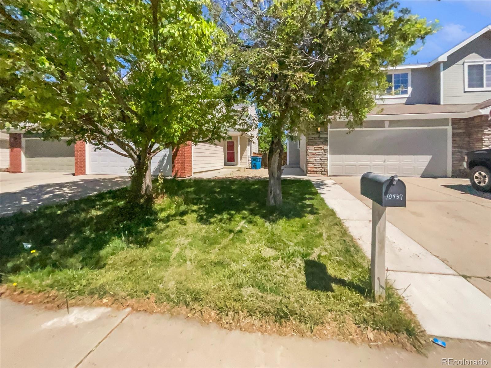 10937 E 96th Place , Commerce City  MLS: 9665328 Beds: 3 Baths: 3 Price: $450,000