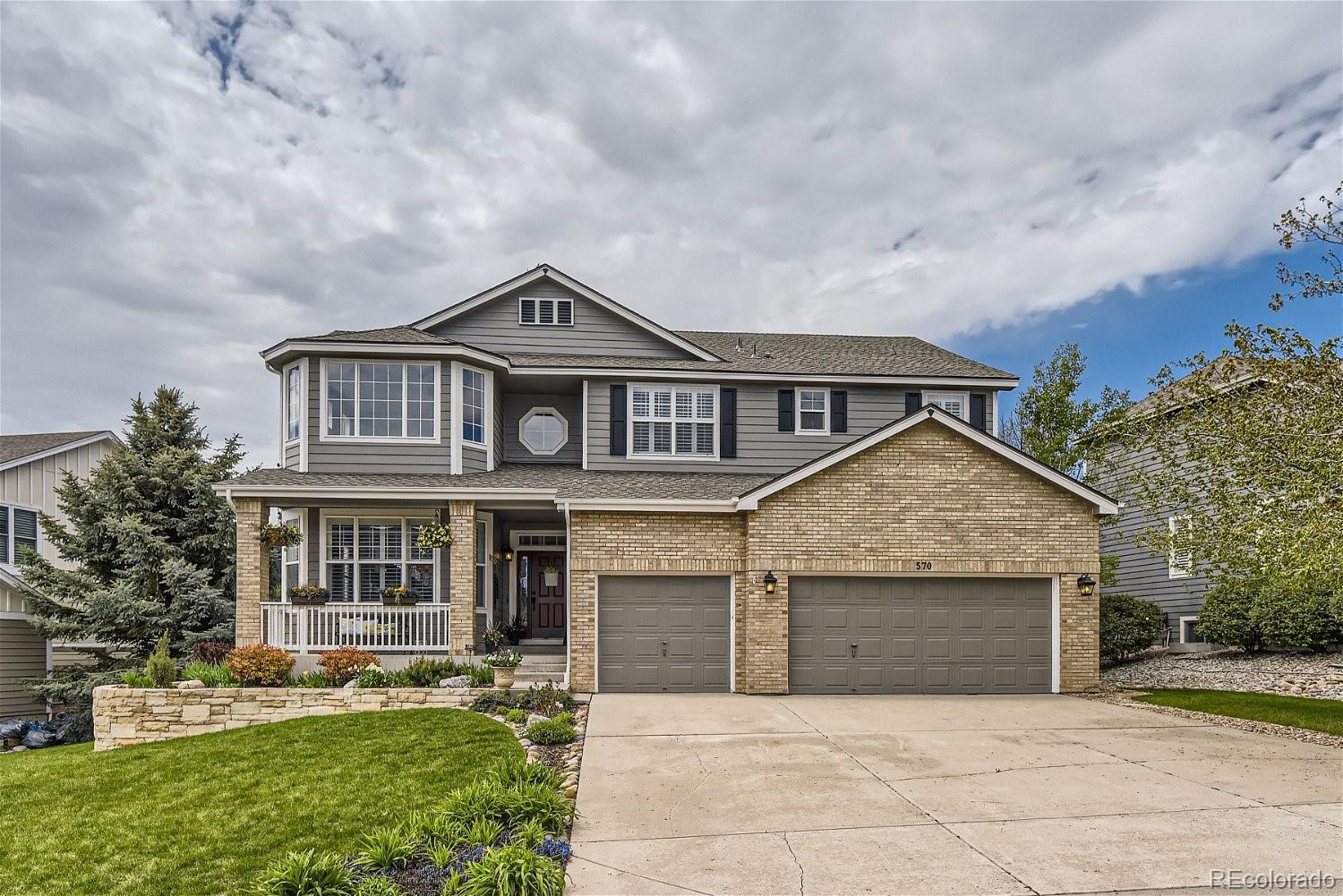 570  Stonemont Drive, castle pines MLS: 4007172 Beds: 6 Baths: 4 Price: $975,000