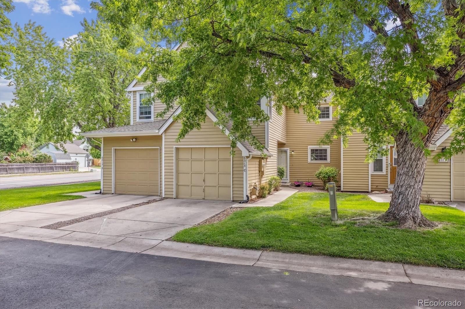 6313  Zang Court, arvada MLS: 5232168 Beds: 3 Baths: 4 Price: $474,900