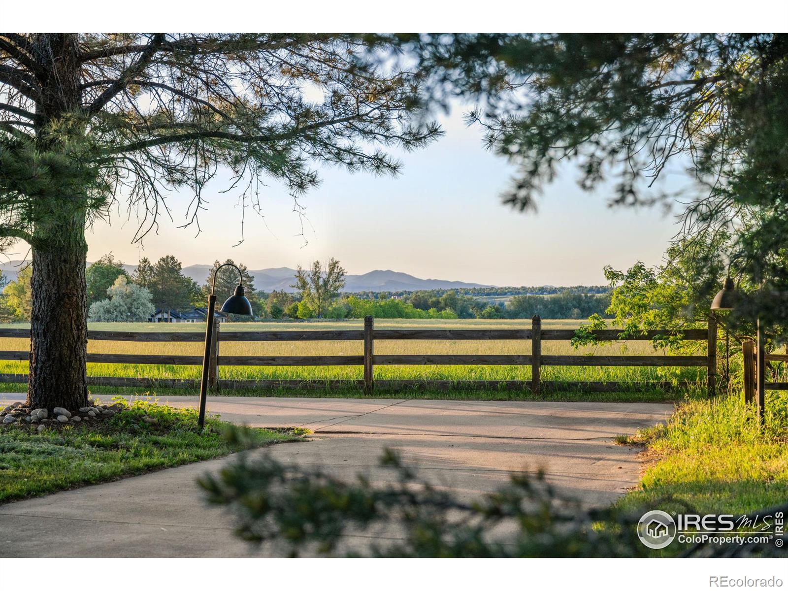 boulder  Mansions Search Picture