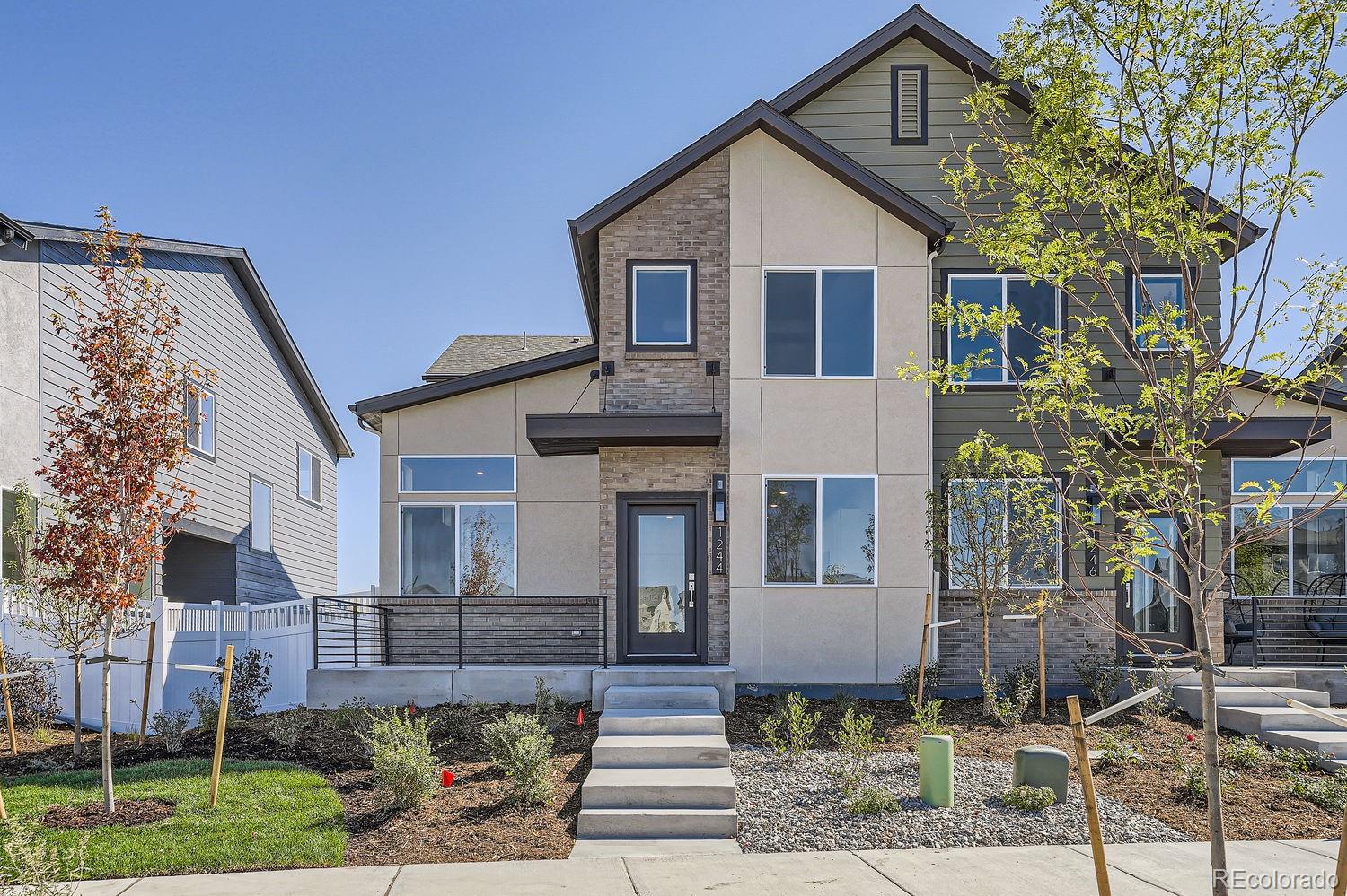 1244 S Algonquian Street , Aurora  MLS: 9066271 Beds: 3 Baths: 3 Price: $474,990