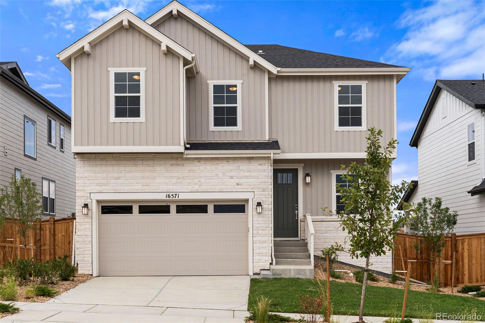 16571 W 93rd Avenue, arvada MLS: 4617771 Beds: 4 Baths: 3 Price: $773,990