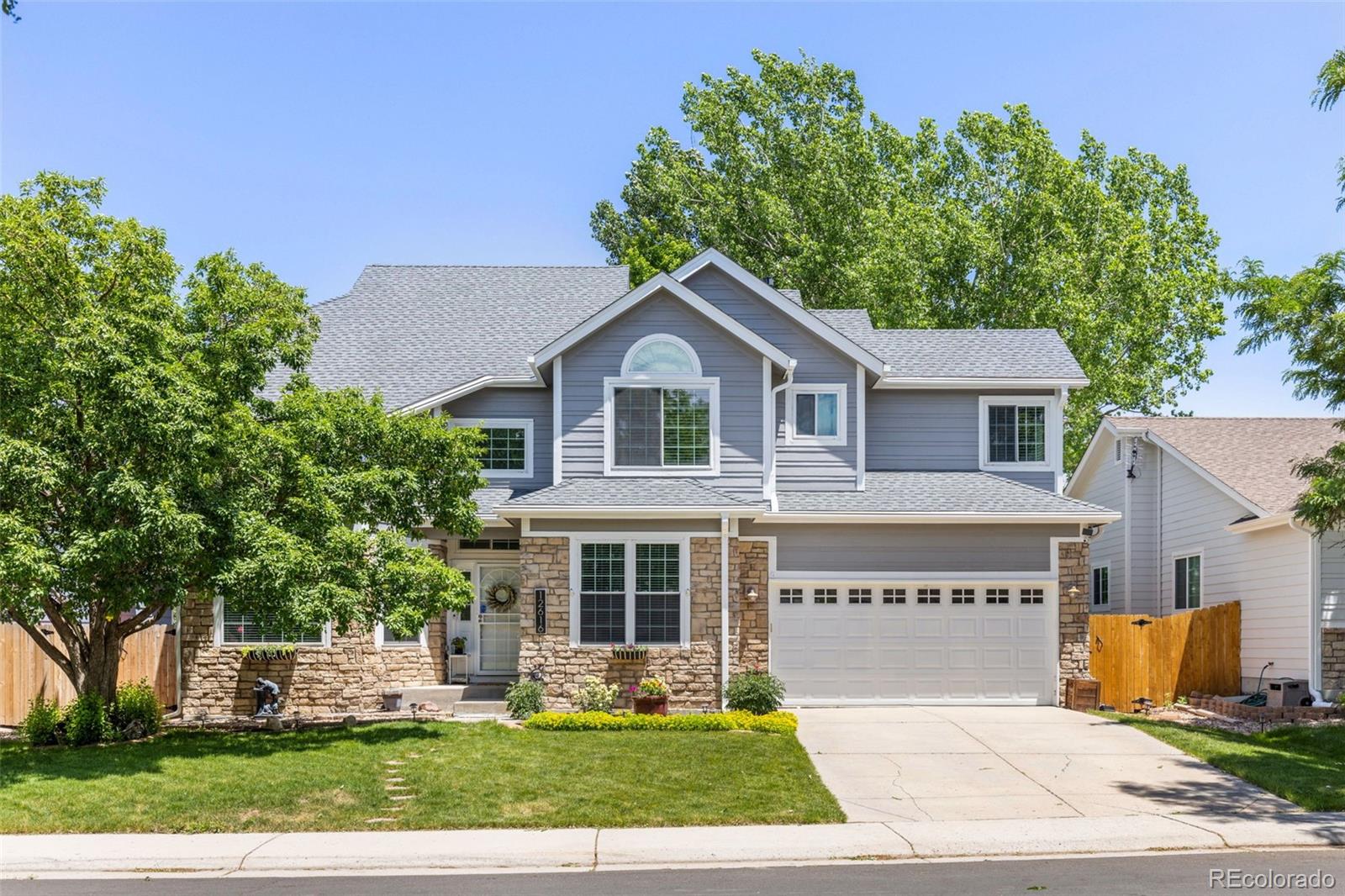 12616 S Oak Creek Court, parker MLS: 2736191 Beds: 5 Baths: 4 Price: $699,000