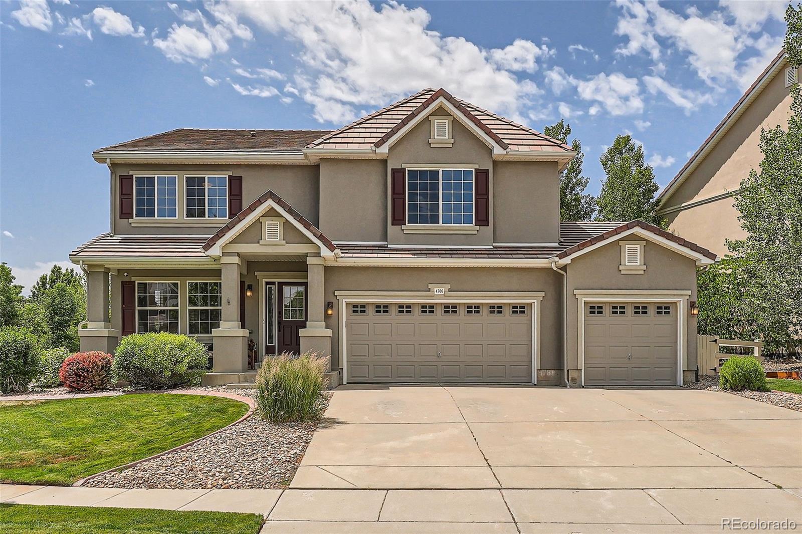 4766  Longs Court, broomfield MLS: 3828576 Beds: 5 Baths: 4 Price: $835,000