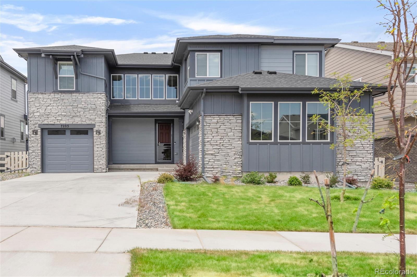 7205 S Yantley Way, aurora MLS: 9268820 Beds: 6 Baths: 6 Price: $979,900