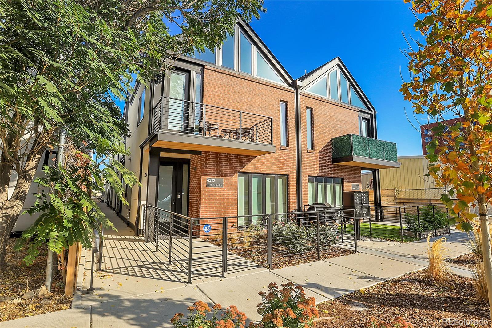 4232  Jason Street, denver MLS: 7627139 Beds: 1 Baths: 2 Price: $420,000