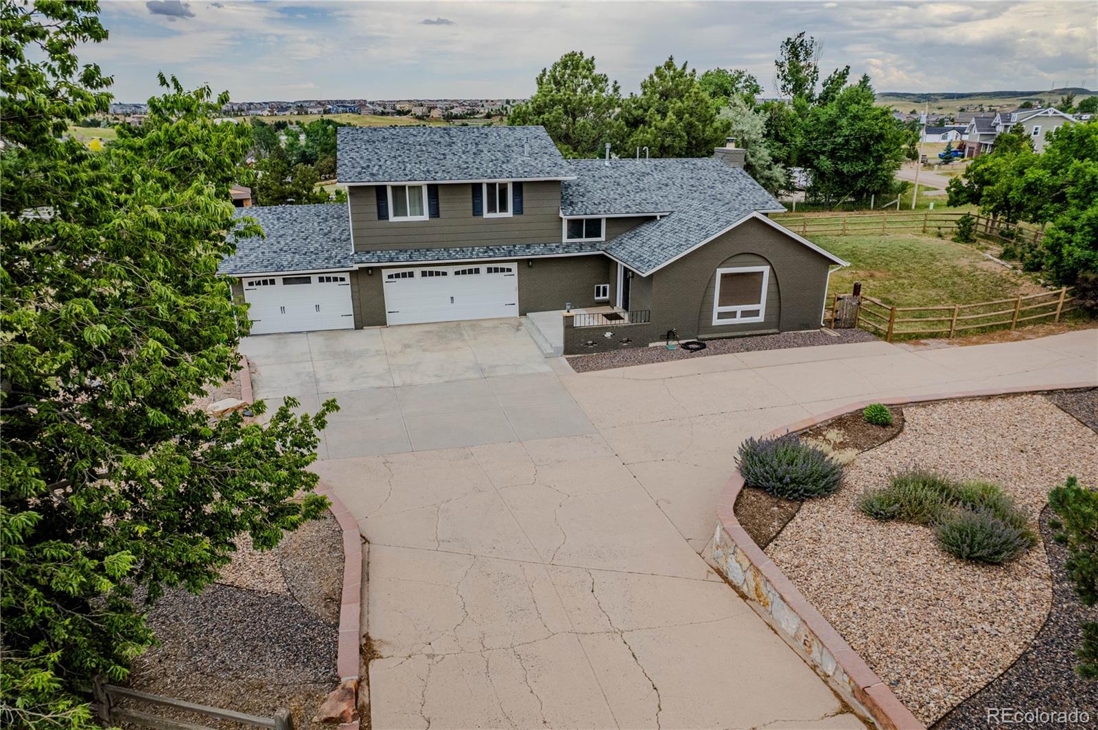 3234  Cottonwood Avenue, parker MLS: 2738293 Beds: 4 Baths: 4 Price: $1,000,000