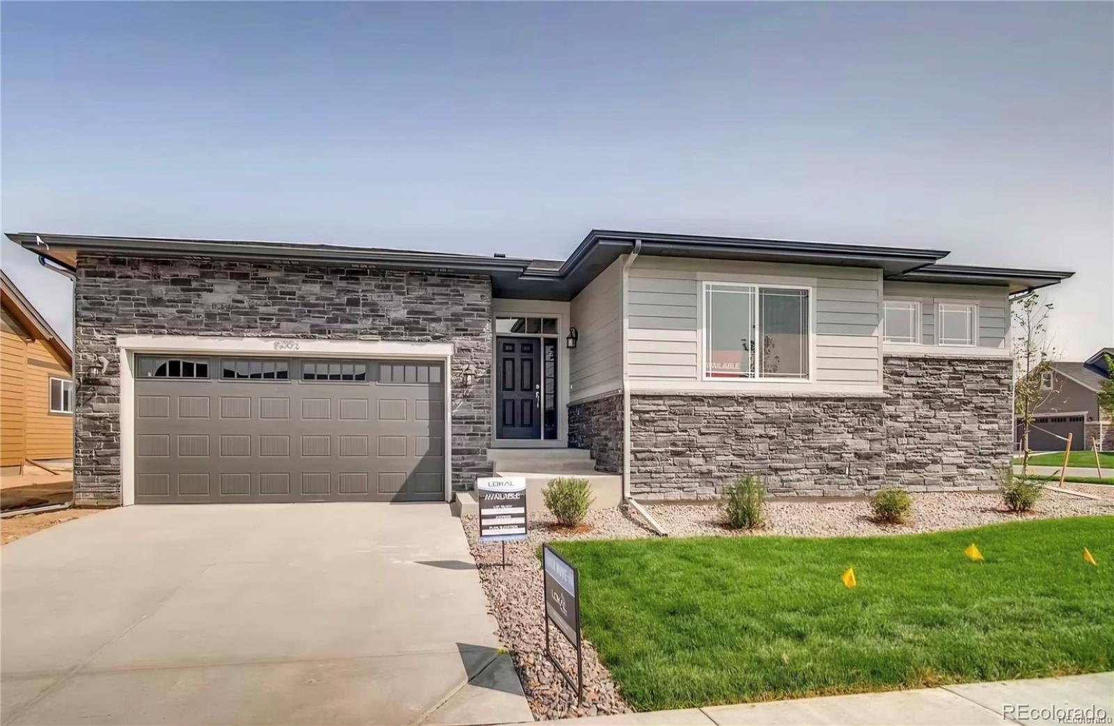 15993 E 112th Place, commerce city MLS: 4508811 Beds: 3 Baths: 3 Price: $609,900