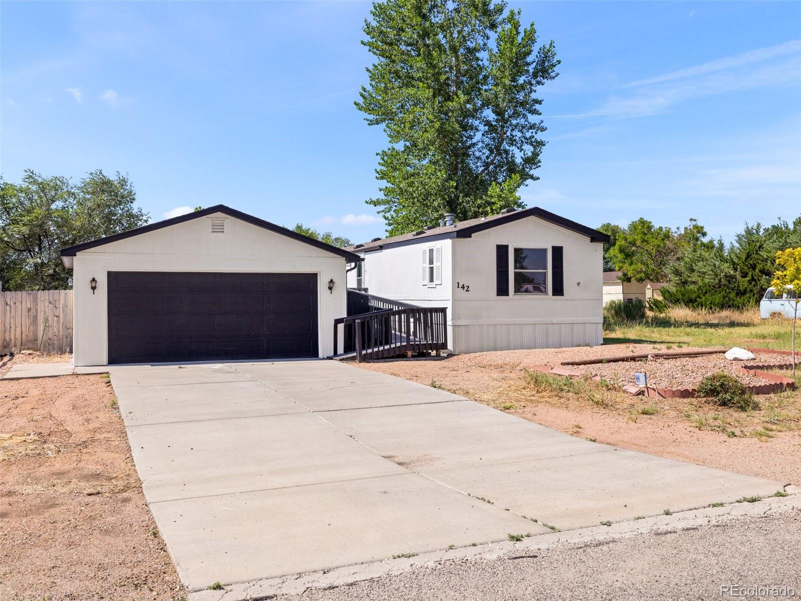 142 E Jerome Drive, pueblo  House Search MLS Picture