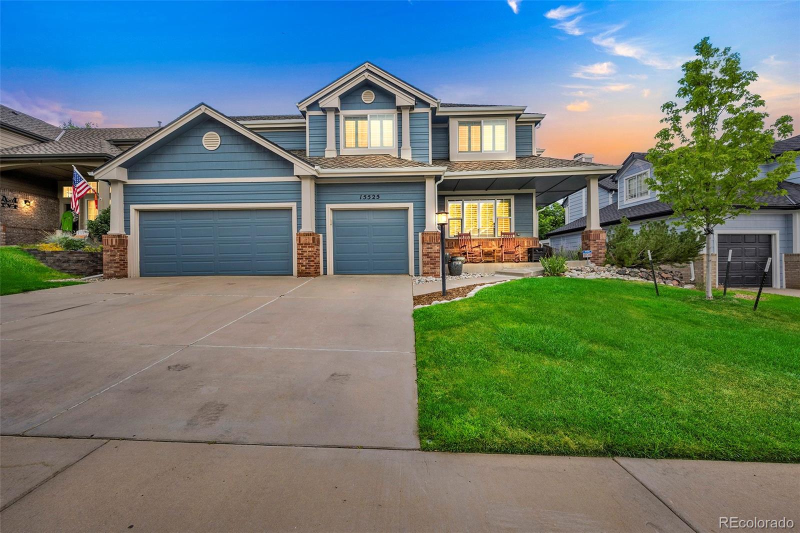 15525  Flowerhill Circle, parker MLS: 9989346 Beds: 5 Baths: 4 Price: $719,000