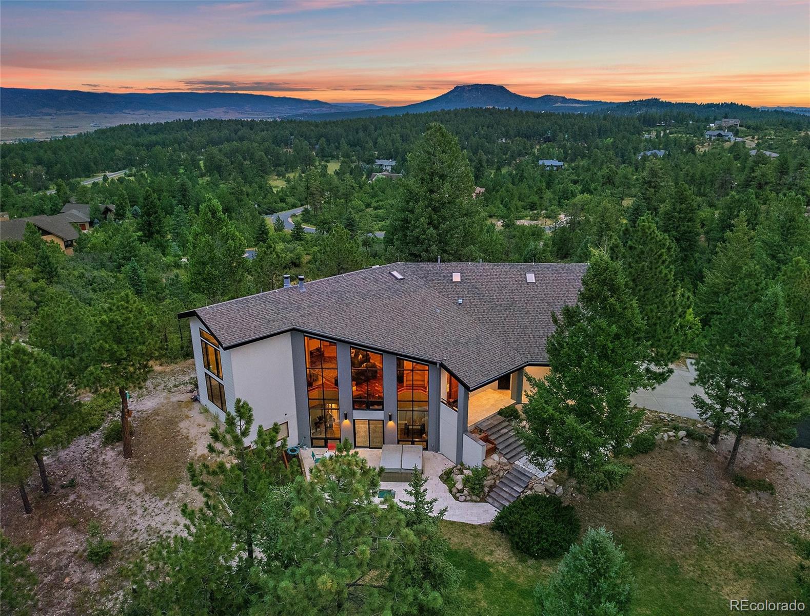 8045  Eagle Road, larkspur MLS: 7175754 Beds: 4 Baths: 4 Price: $1,475,000