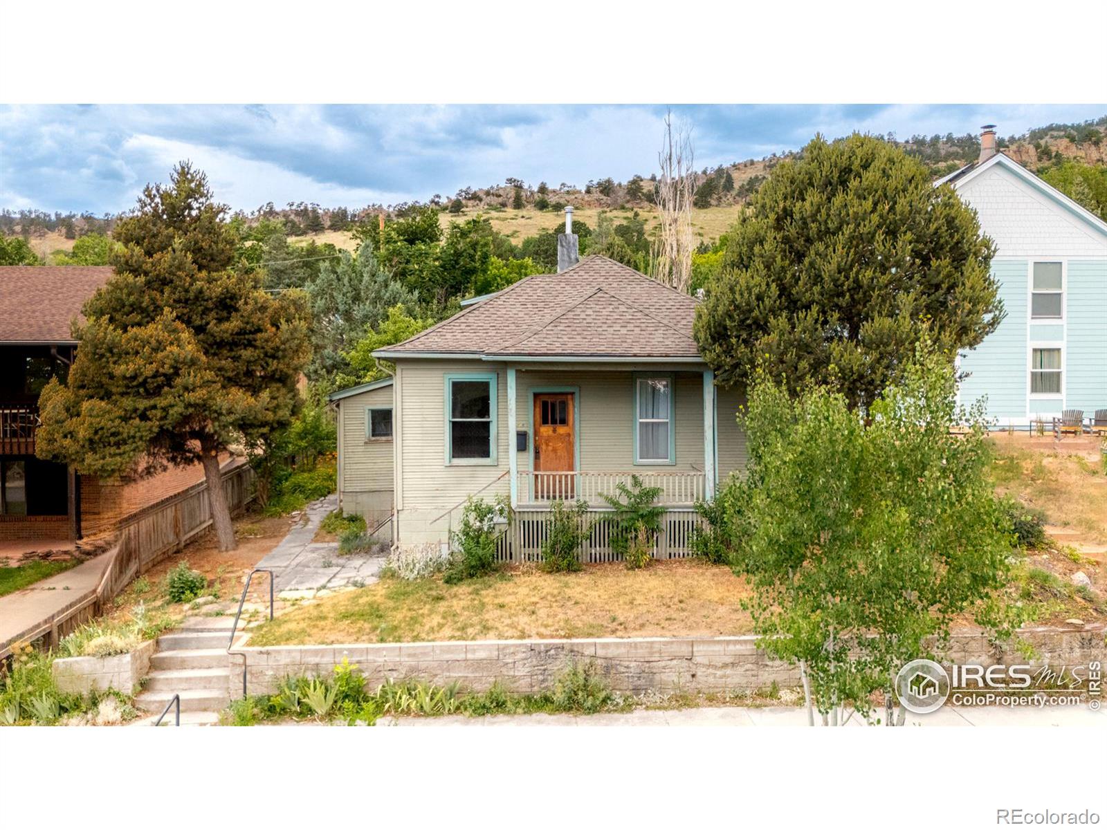 2725  5th Street, boulder MLS: 4567891014946 Beds: 3 Baths: 2 Price: $1,150,000