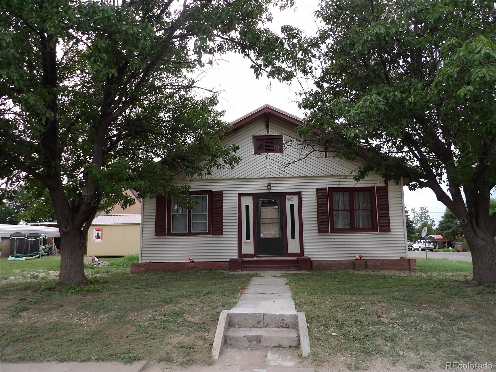 802  Lincoln Avenue, la junta  House Search MLS Picture