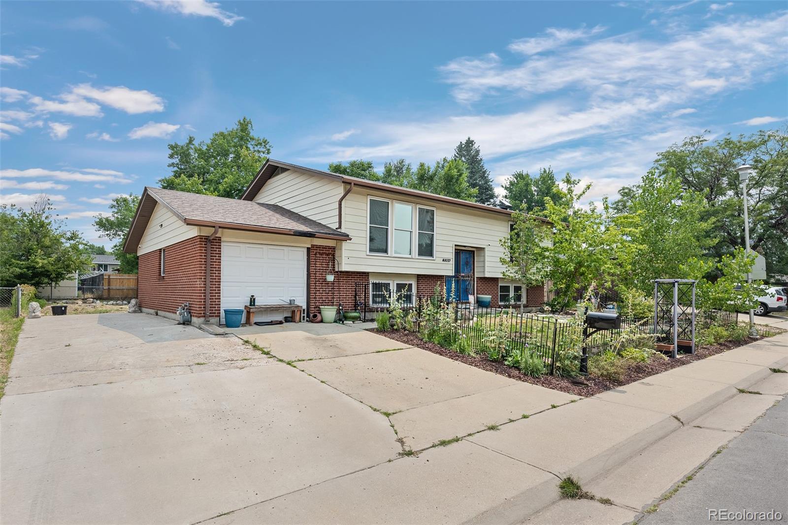 5304  Scranton Court, denver  House Search MLS Picture