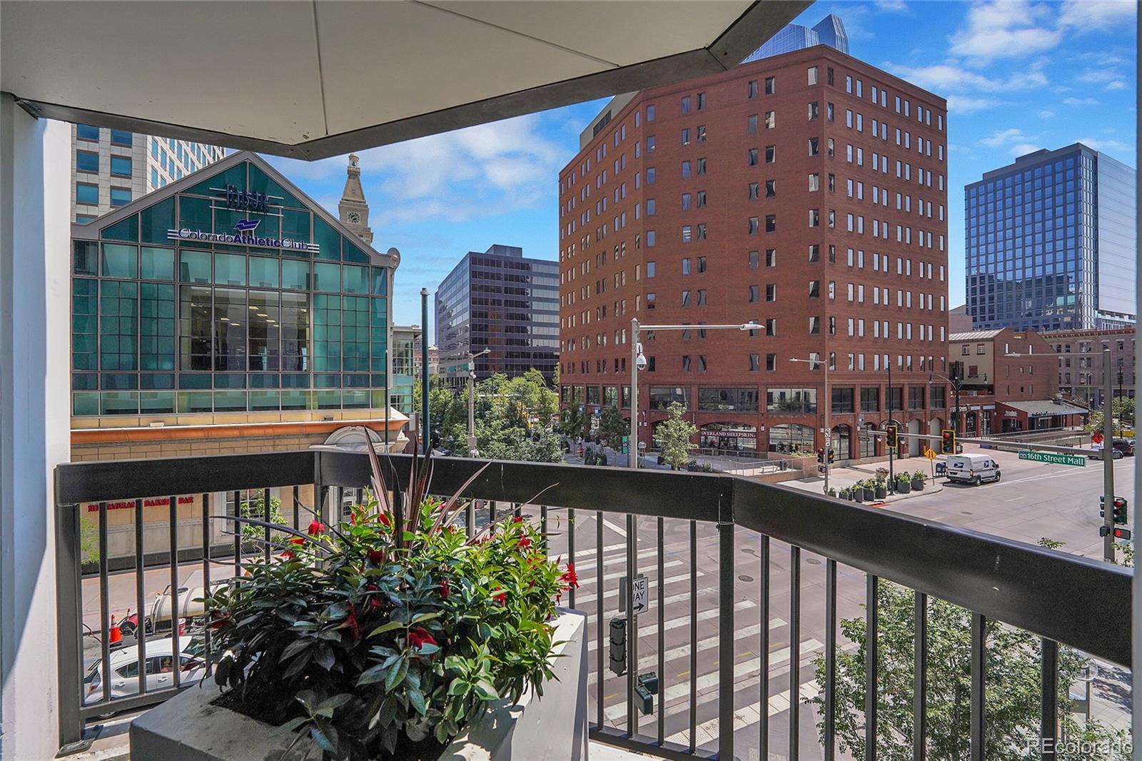 1625  Larimer Street 807, Denver  MLS: 9214299 Beds: 2 Baths: 2 Price: $459,000