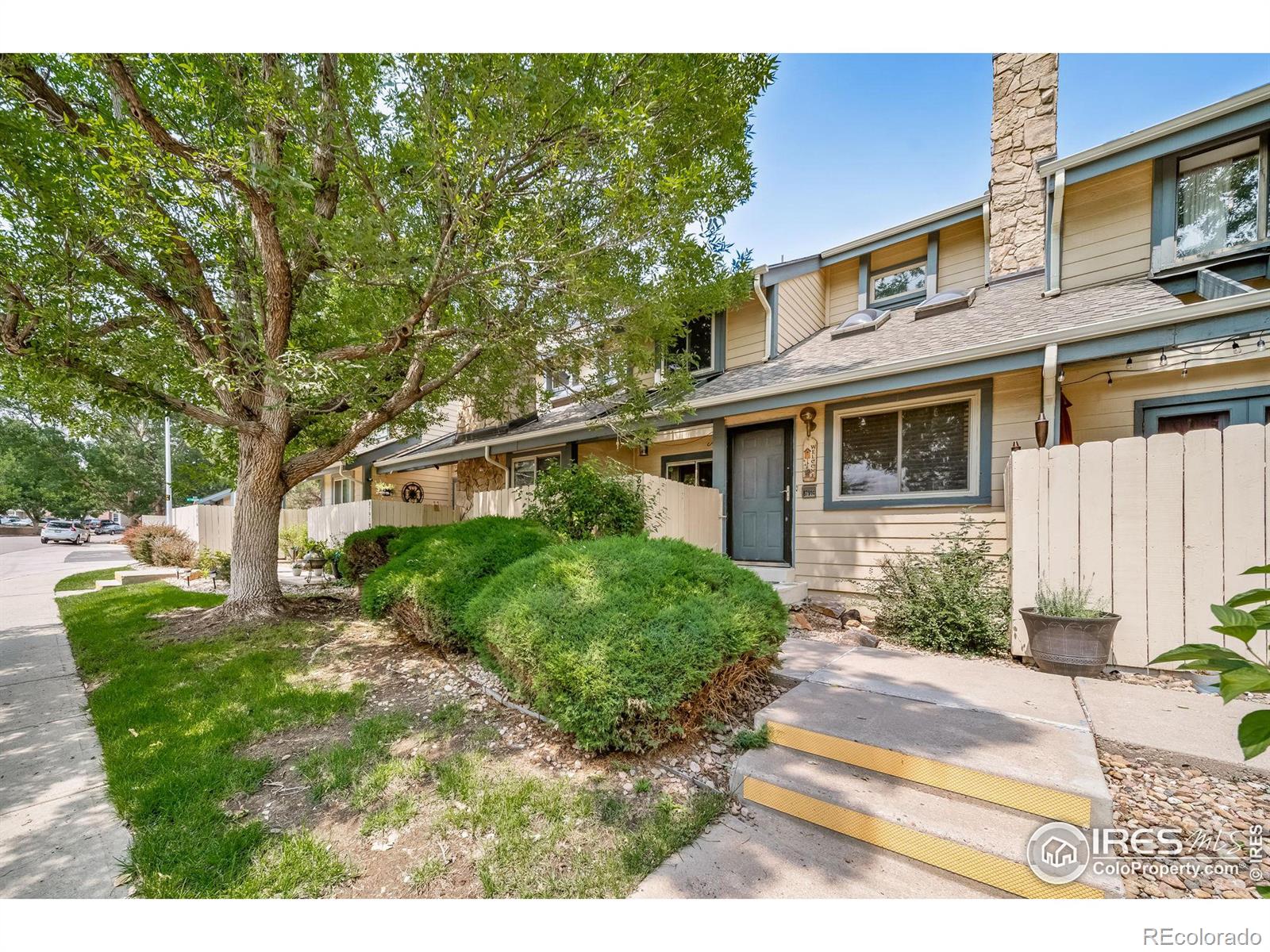 8791  Allison Drive, arvada MLS: 4567891015680 Beds: 3 Baths: 2 Price: $449,500