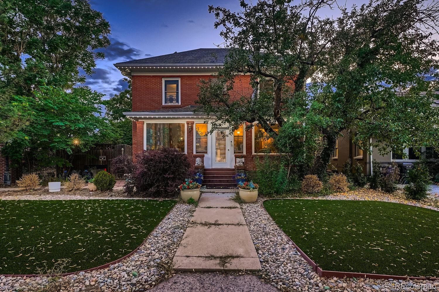 1521  Pontiac Street, denver MLS: 4017614 Beds: 5 Baths: 3 Price: $1,099,000