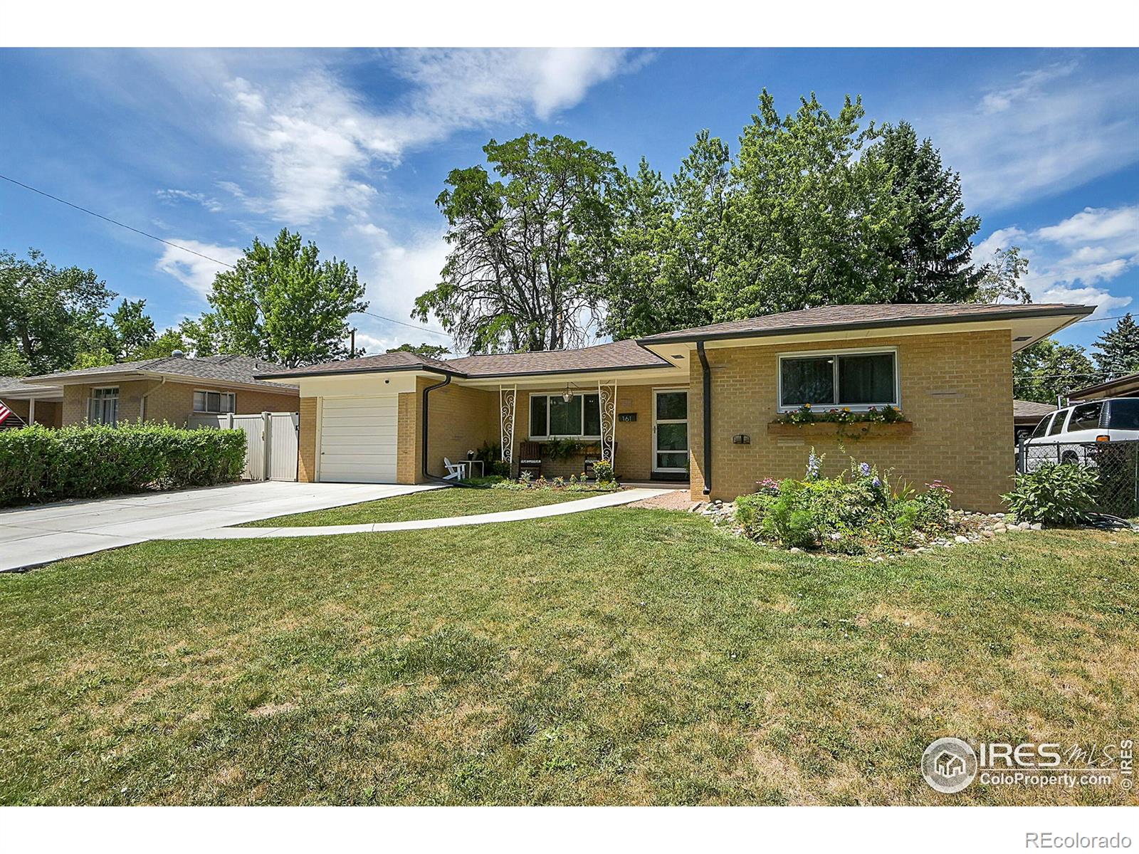 161  Emerald Street, broomfield MLS: 4567891015762 Beds: 4 Baths: 2 Price: $600,000