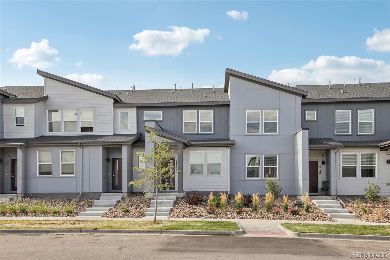 19142 E 64th Place , Denver  MLS: 9039211 Beds: 3 Baths: 3 Price: $424,500