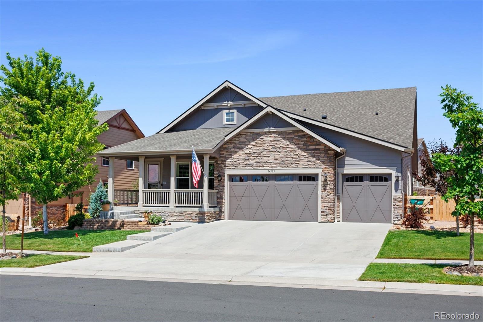 24323 E Mineral Drive, aurora MLS: 8641518 Beds: 4 Baths: 4 Price: $845,000