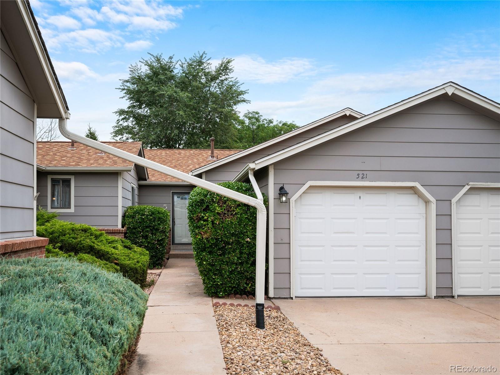 521 W Crestline Circle 10A3, Littleton  MLS: 6016973 Beds: 2 Baths: 2 Price: $425,000