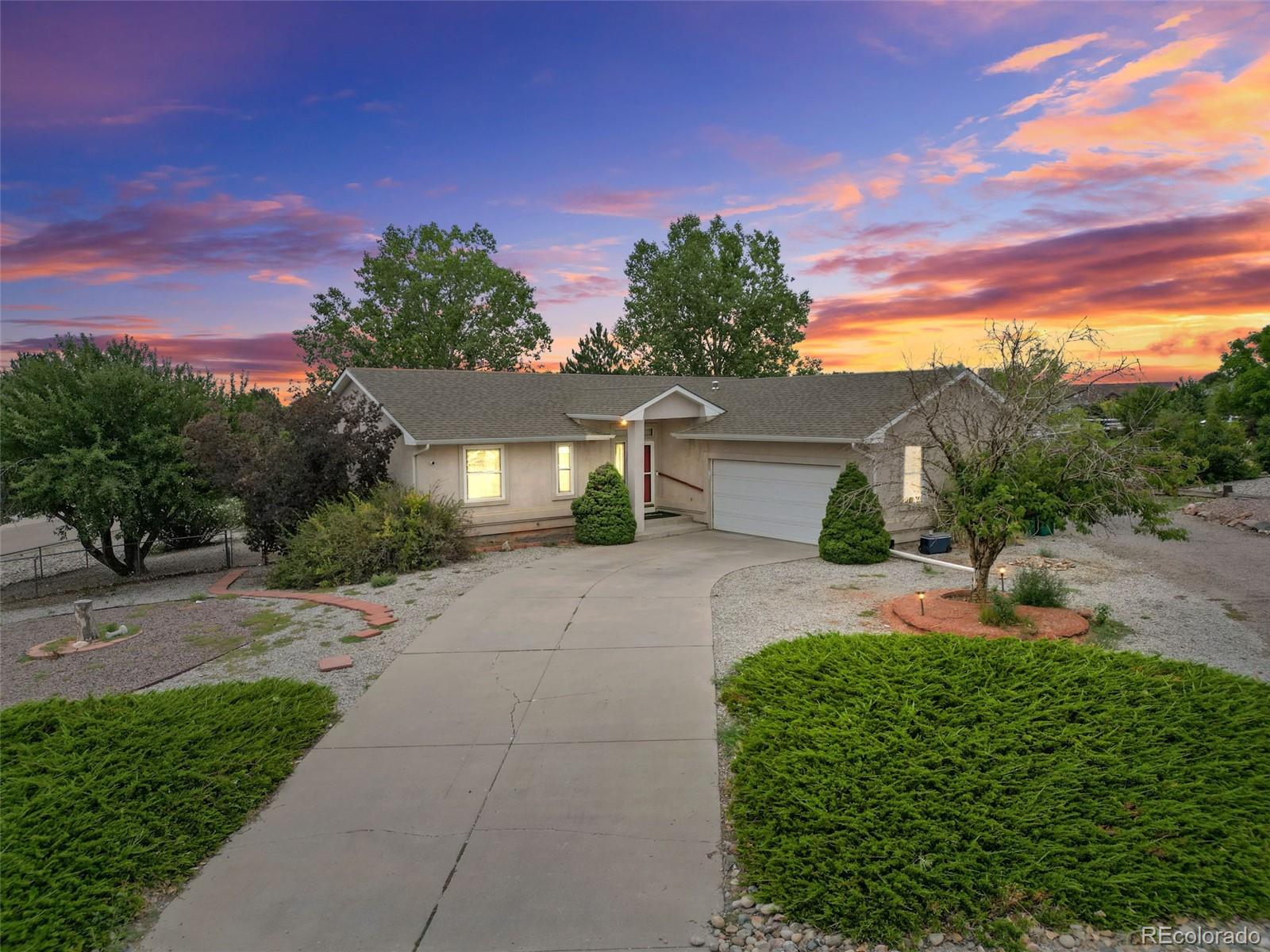 41 S Fairknoll Place, pueblo west  House Search MLS Picture