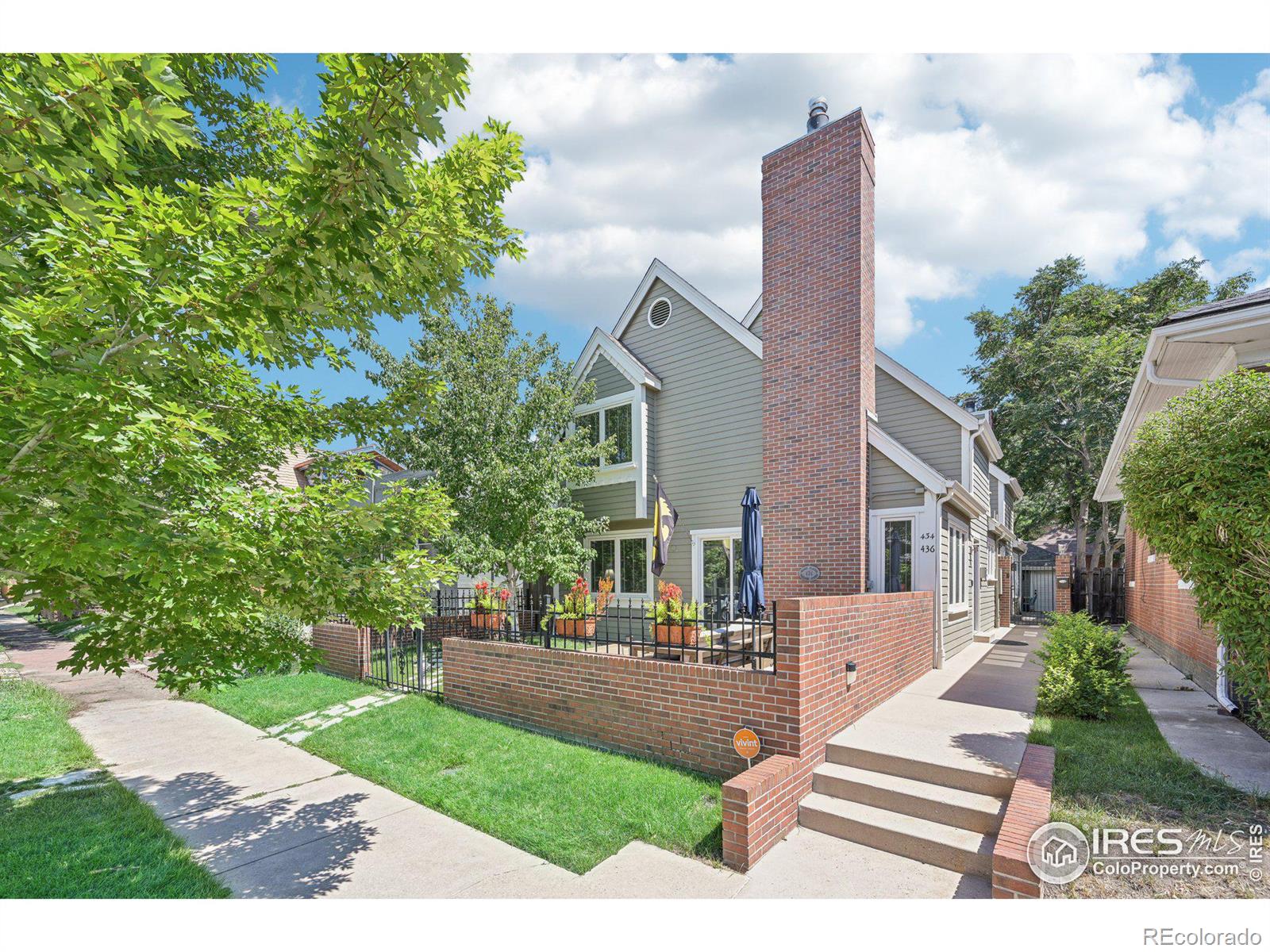 436 N Emerson Street , Denver  MLS: 4567891016406 Beds: 3 Baths: 3 Price: $819,000