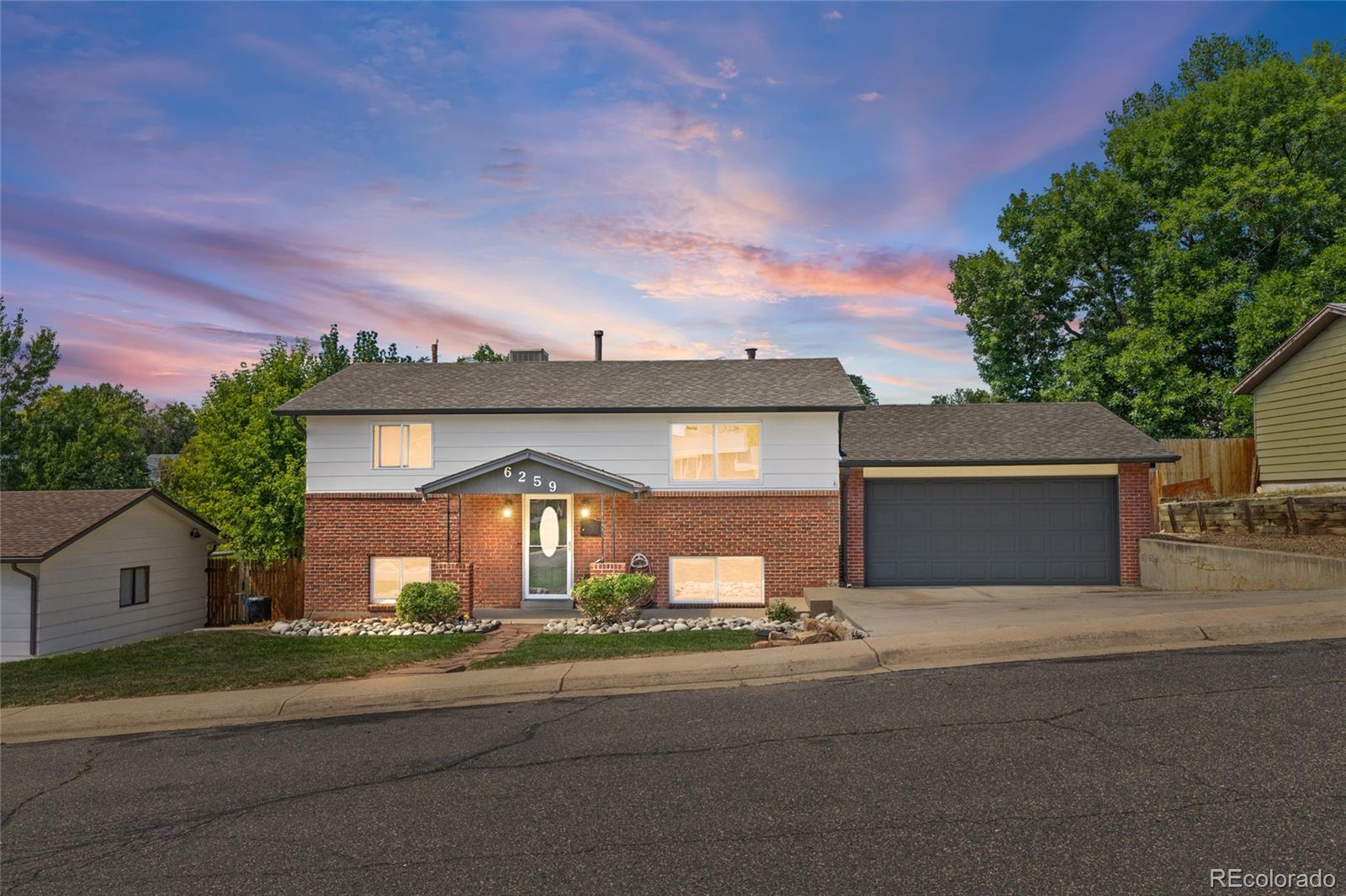 6259  Reed Street, arvada MLS: 6769678 Beds: 4 Baths: 2 Price: $540,000