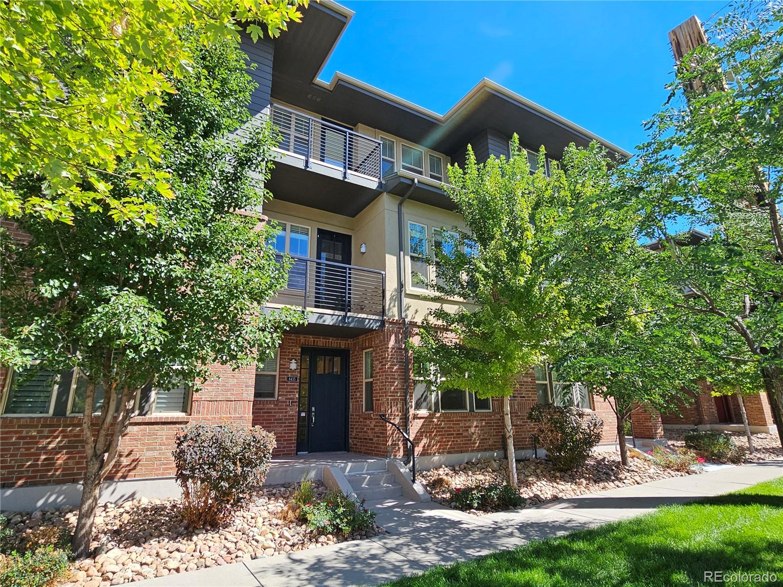 6435 E Cedar Avenue, denver MLS: 8960389 Beds: 3 Baths: 4 Price: $825,000