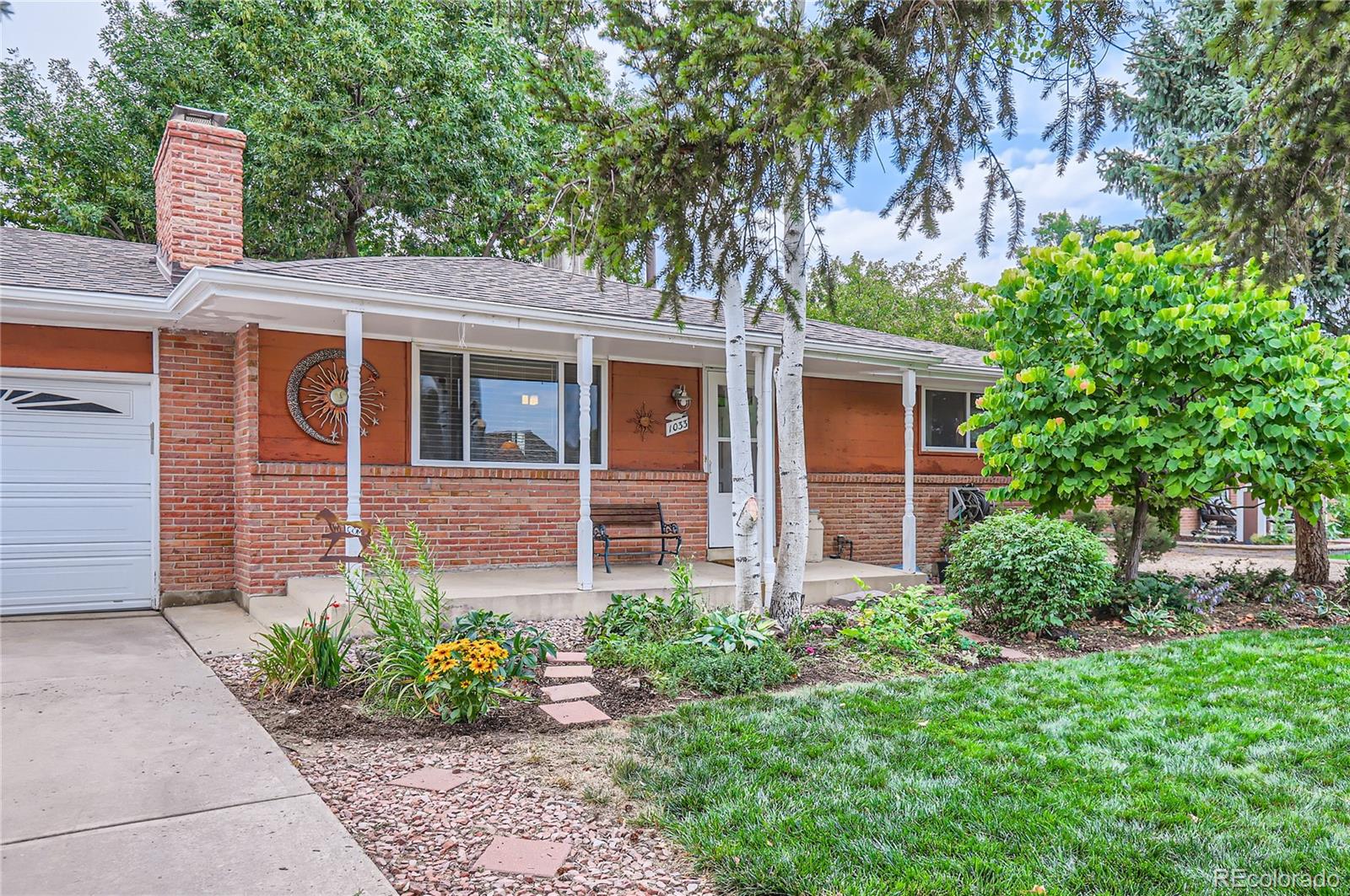 1033  Kane Drive, longmont MLS: 4219725 Beds: 3 Baths: 2 Price: $555,000