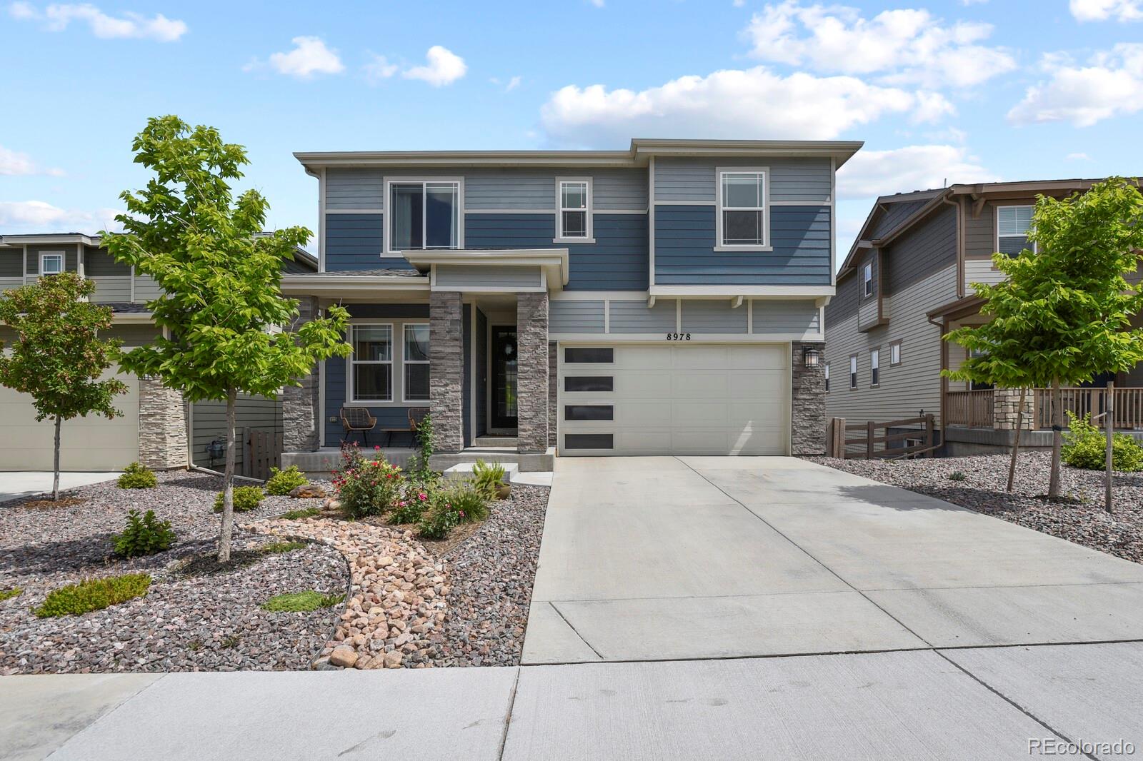 8978  Fraser River Street, littleton MLS: 9006049 Beds: 4 Baths: 3 Price: $900,000