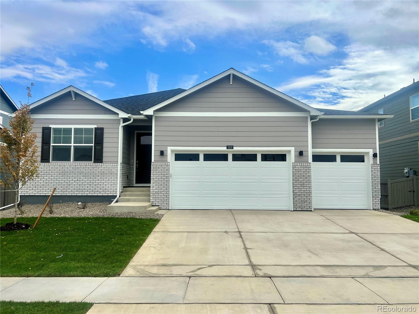 1818  Westport Avenue, berthoud MLS: 4852398 Beds: 5 Baths: 3 Price: $637,750