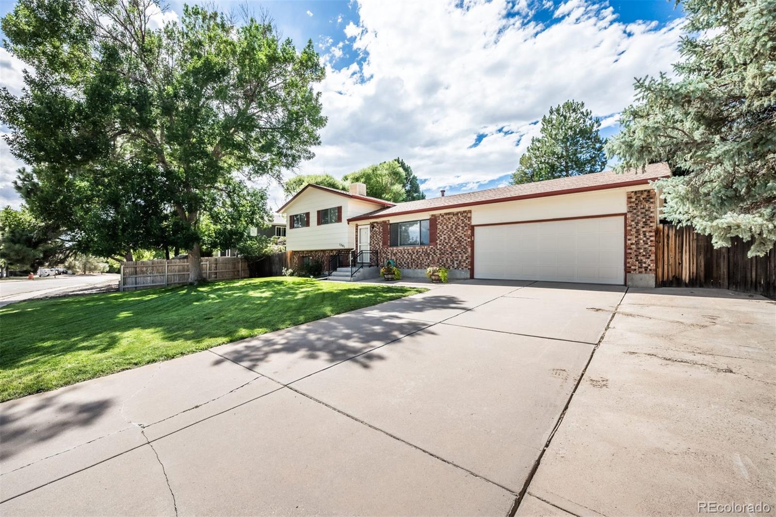 1201  Bluestem Boulevard, pueblo  House Search MLS Picture