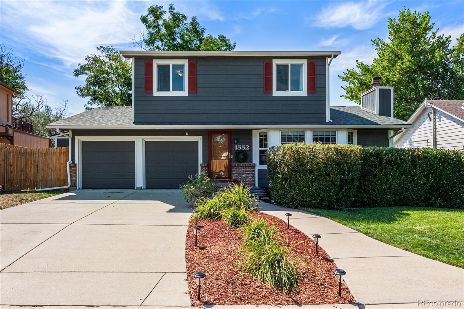 1552 W Long Avenue, littleton MLS: 7177011 Beds: 3 Baths: 3 Price: $700,000