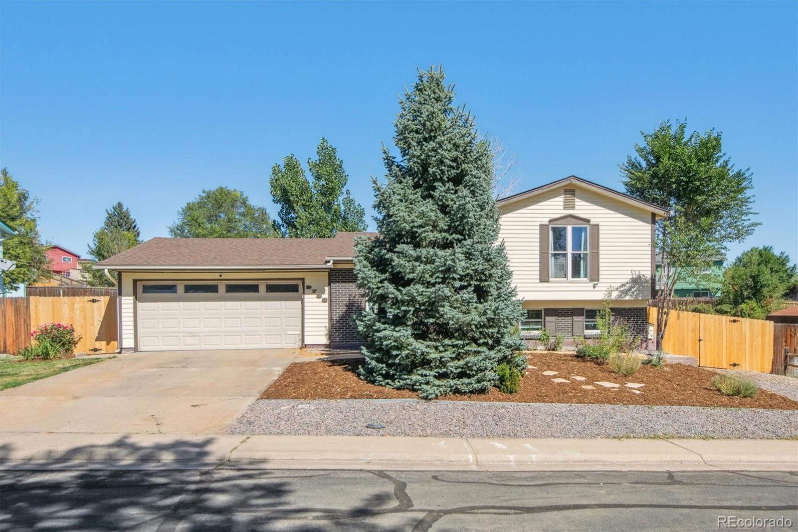 9756  Fillmore Street, thornton MLS: 7338692 Beds: 3 Baths: 2 Price: $450,000