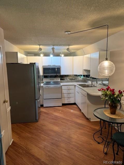 13606 E Bates Avenue 101, Aurora  MLS: 6008481 Beds: 2 Baths: 1 Price: $209,900