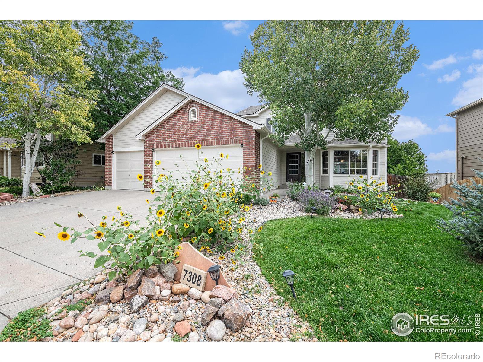 7308  Avondale Road, fort collins MLS: 4567891018158 Beds: 4 Baths: 4 Price: $650,000