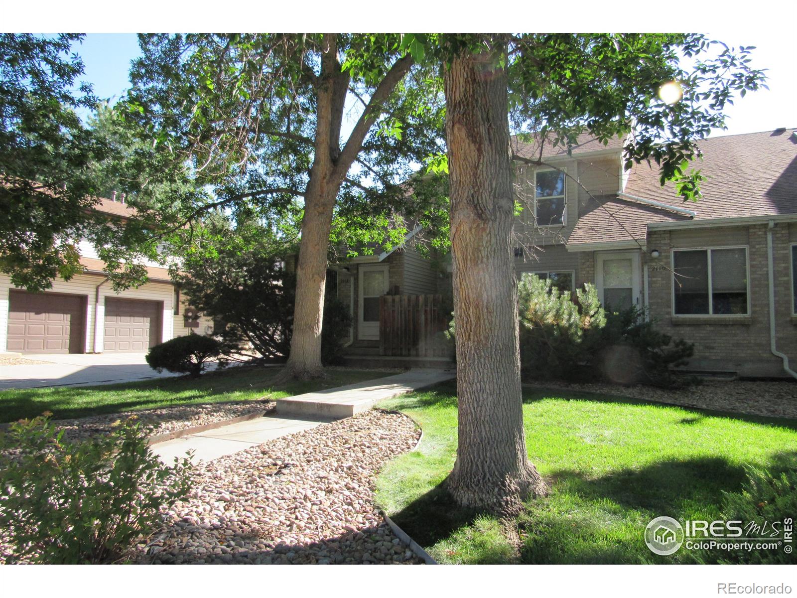 2110  Meadow Court, longmont MLS: 4567891018230 Beds: 2 Baths: 2 Price: $340,000