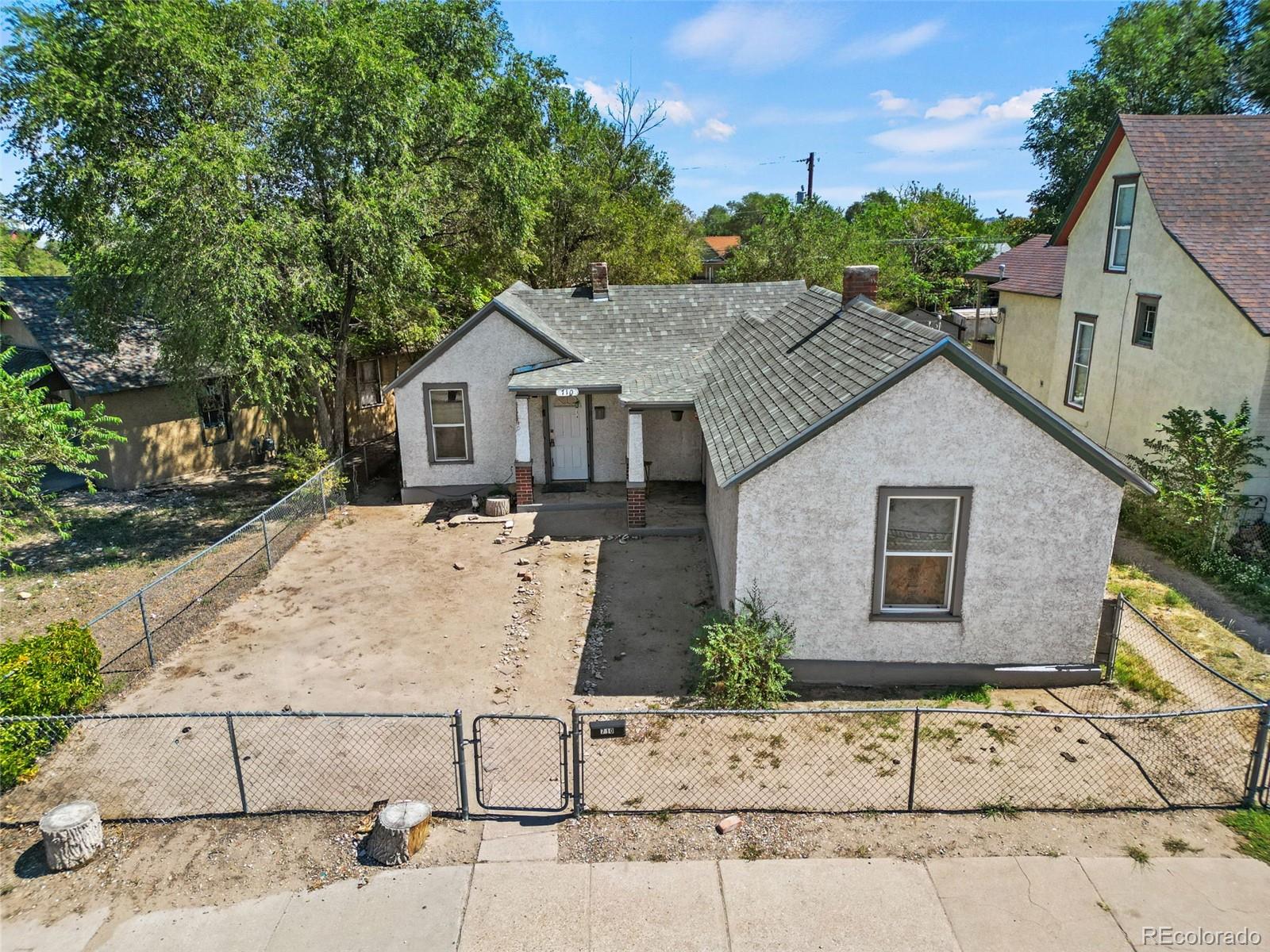 710 E Abriendo Avenue, pueblo  House Search MLS Picture