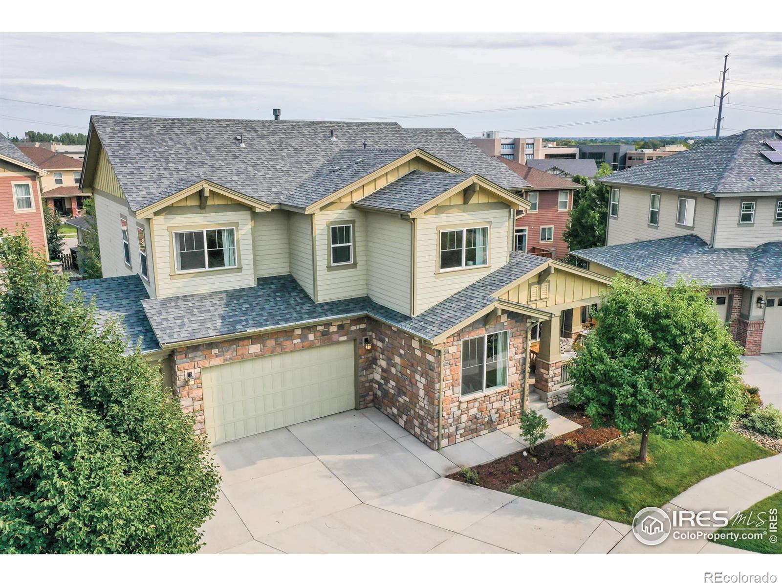 2002  Yearling Drive, fort collins MLS: 4567891018300 Beds: 6 Baths: 4 Price: $999,000