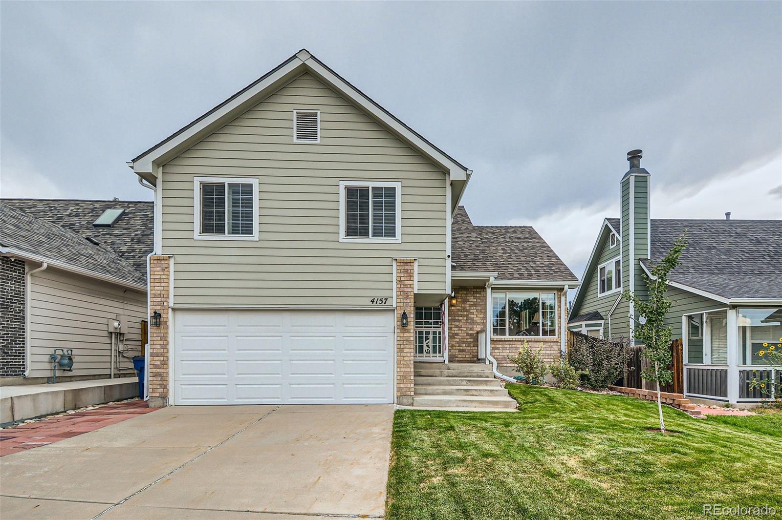 4157 S Lewiston Circle, aurora MLS: 8892752 Beds: 3 Baths: 3 Price: $479,900