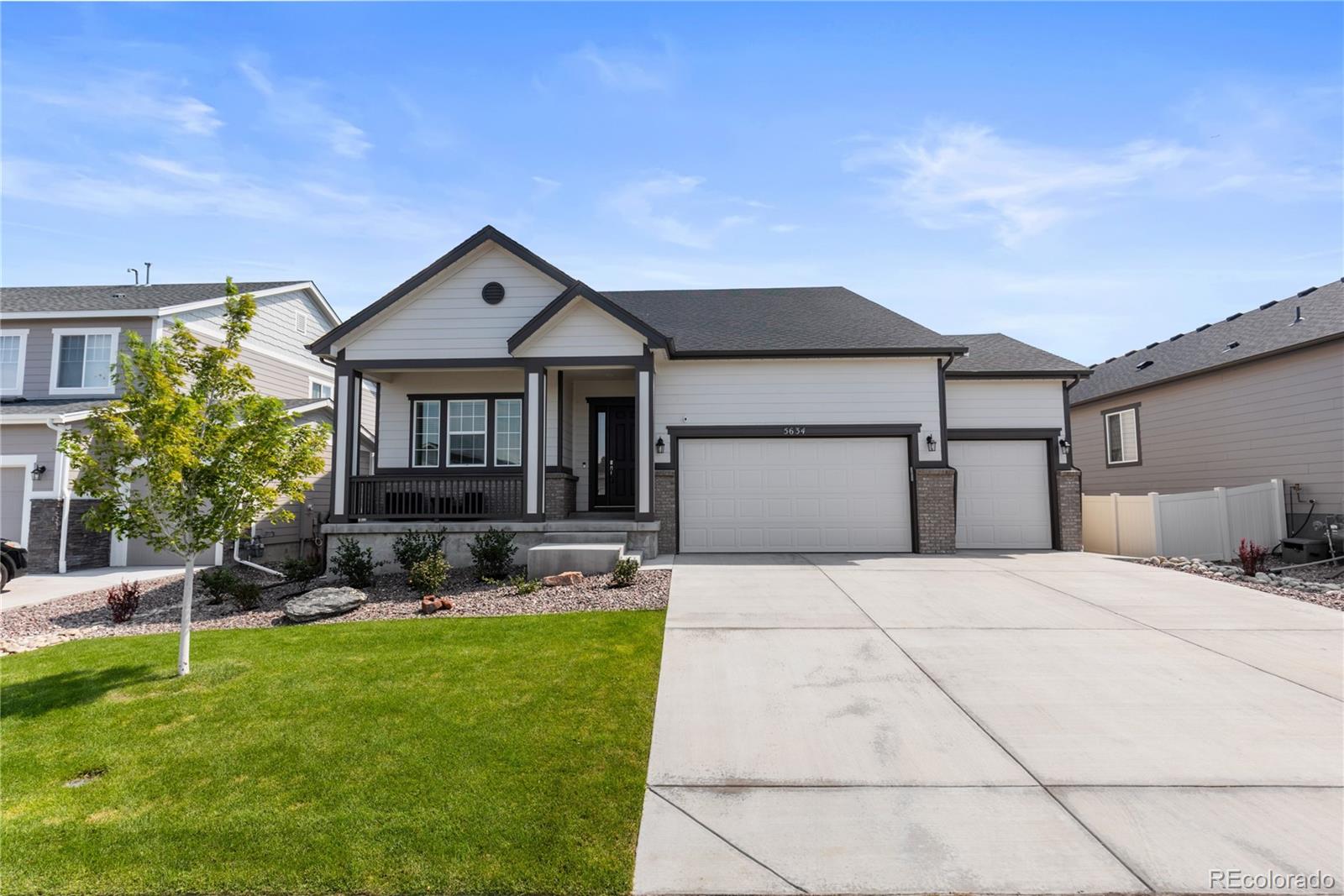 5634  Saddle Skirt Street, parker MLS: 3544528 Beds: 5 Baths: 4 Price: $880,000