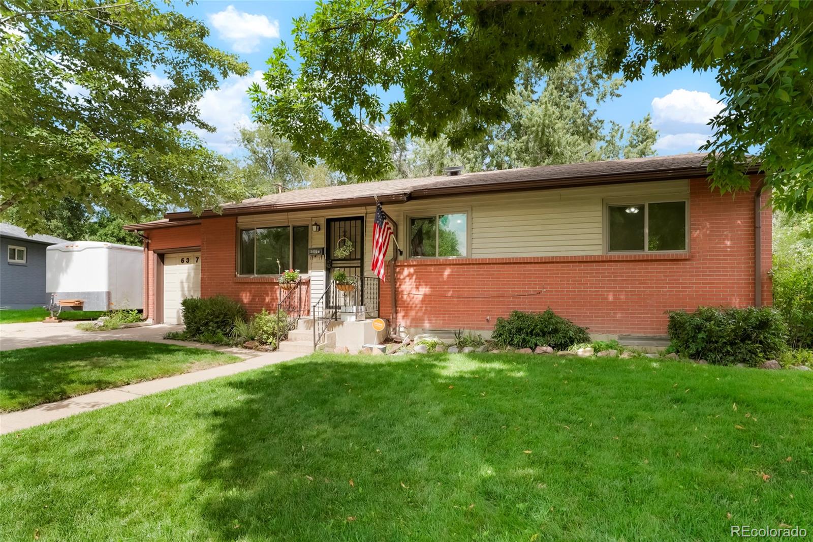 6371  Brooks Drive, arvada MLS: 9868369 Beds: 5 Baths: 3 Price: $600,000