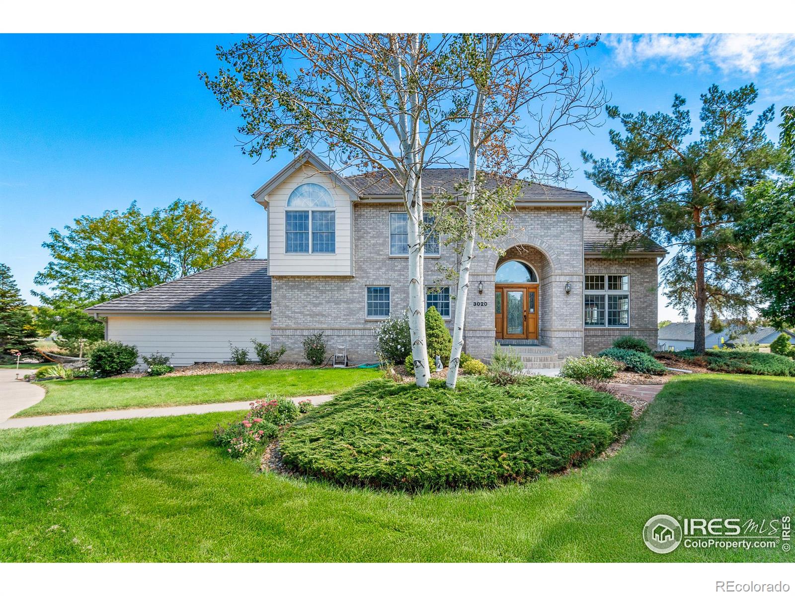 3020  Blue Mountain Court, loveland MLS: 4567891019290 Beds: 4 Baths: 4 Price: $1,345,000