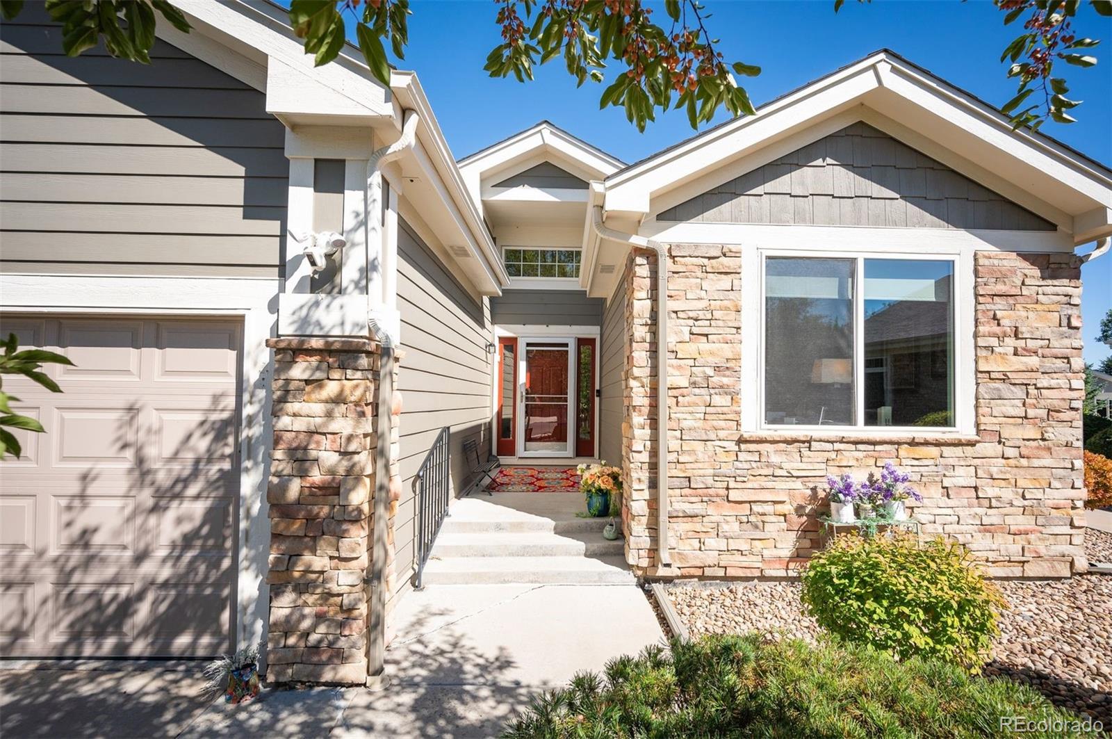 13708  Boulder Point 101, Broomfield  MLS: 1557428 Beds: 3 Baths: 3 Price: $655,000