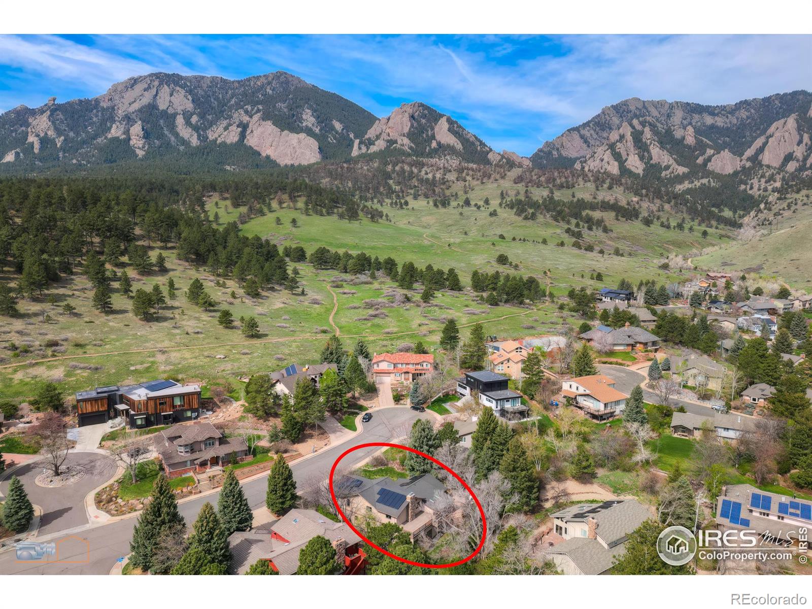 1715  View Point Road, boulder MLS: 4567891019575 Beds: 5 Baths: 3 Price: $2,649,000